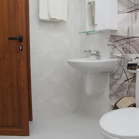 アパートホテル Salena 4*