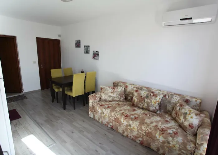Apartmanhotel Salena Primorszko
