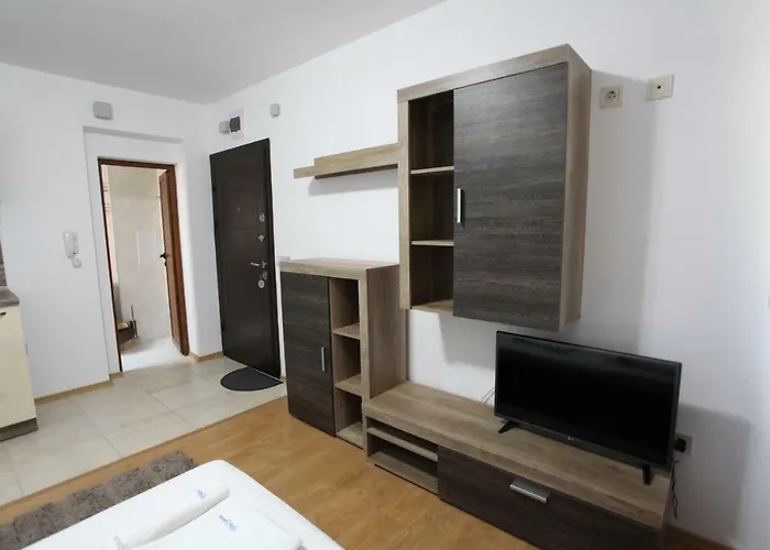 Апартхотел Salena 4*