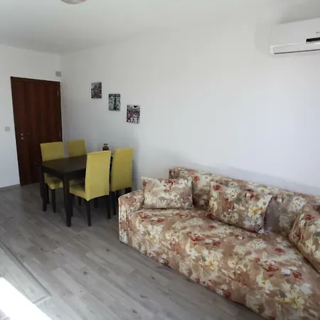 Hotel apartamentowy Salena Primorsko
