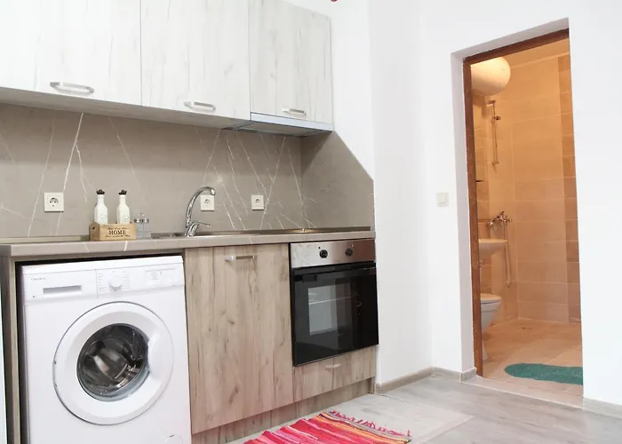 Апартхотел Salena Приморско