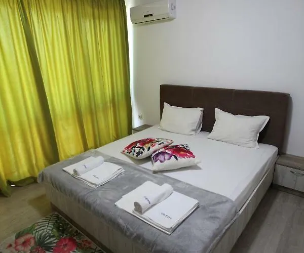 Апартхотел Salena